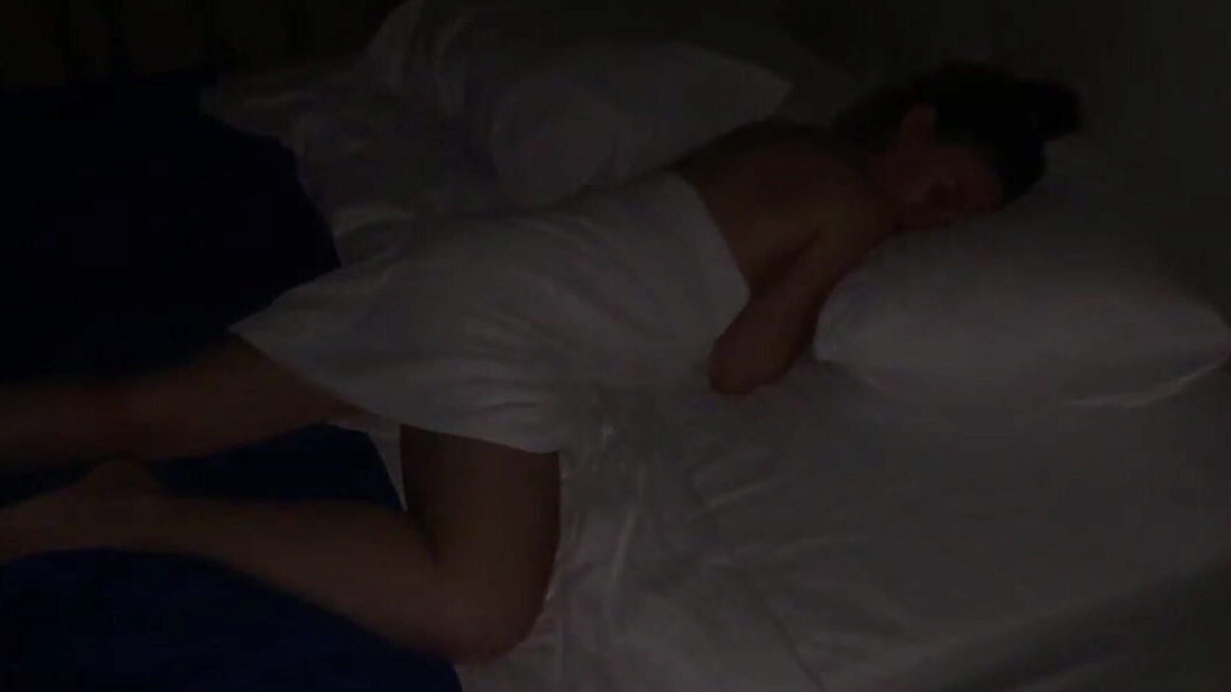 I FUCKED MY FRIEND WHO WAS TIRED AFTER THE PARTY